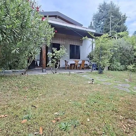 House * Lesa