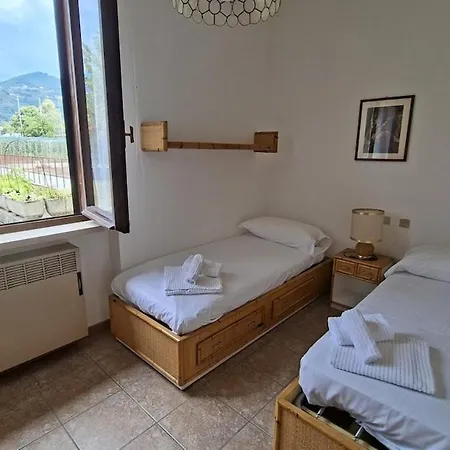 Hébergement de vacances House *